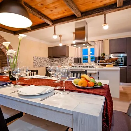 Tomani By 4* Krmed