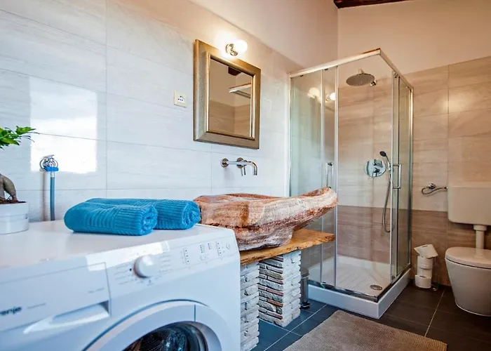 Guest house Tomani By