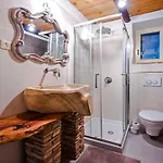 Tomani By 4* Krmed