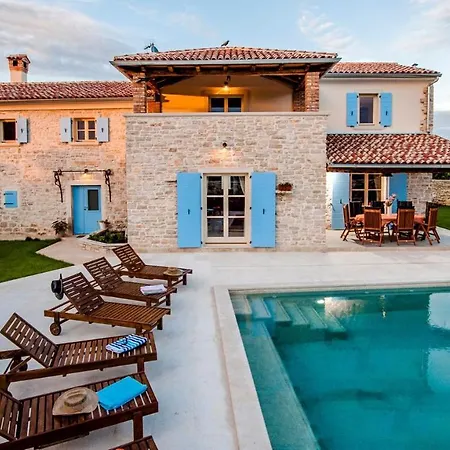 Guest house Tomani Krmed